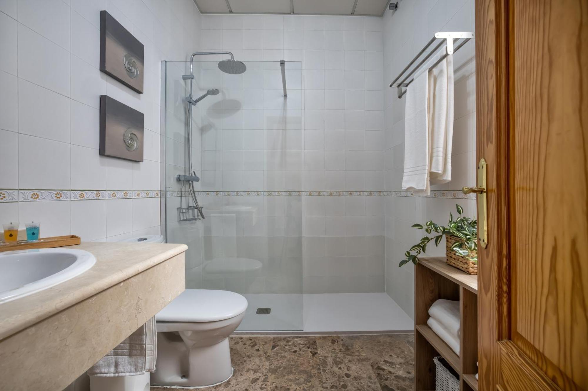 Kurtuba Suites กอร์โดบา ภายนอก รูปภาพ